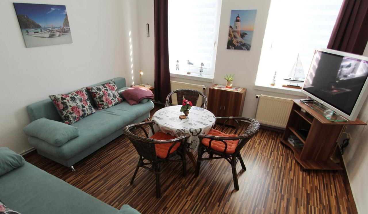 Ferienwohnung Familienwohnung Kröpelin Zewnętrze zdjęcie